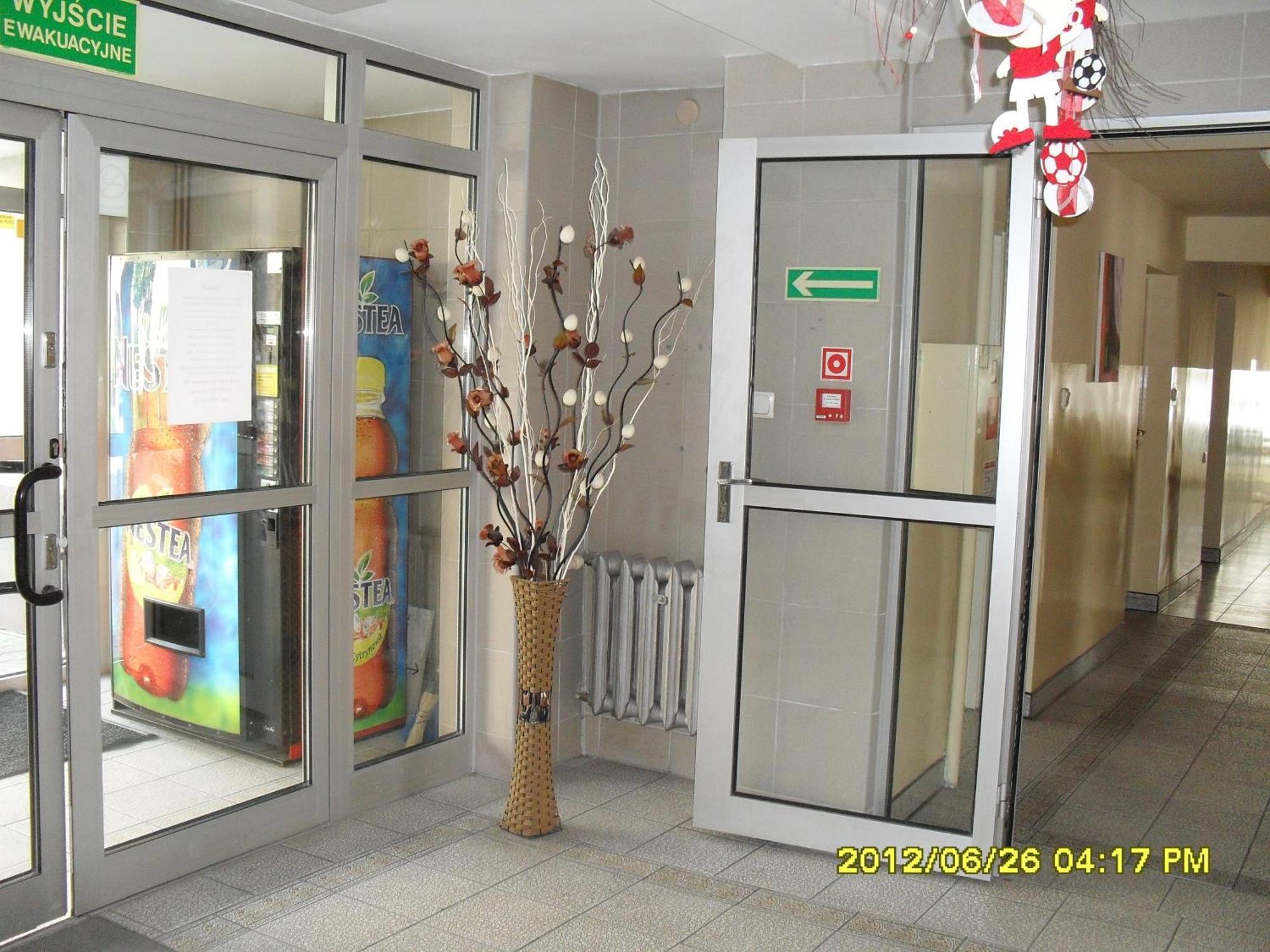 Dom Studencki Atol Hostel Красков Екстериор снимка