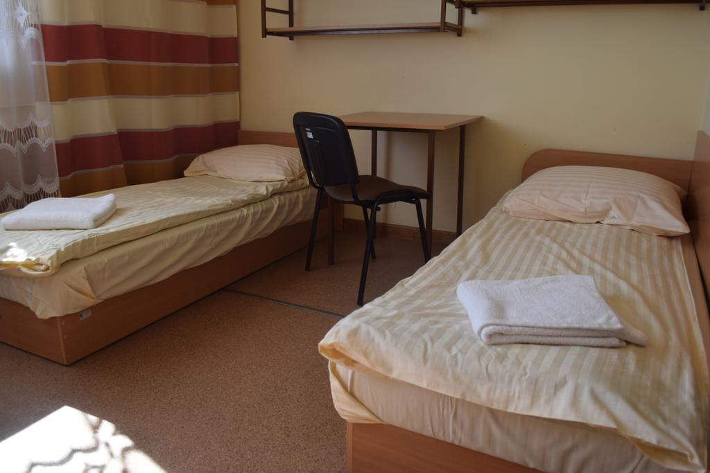 Dom Studencki Atol Hostel Красков Екстериор снимка